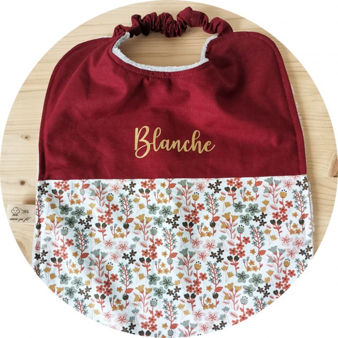 bavoir cantine fleuri n°33 et coton unis GRENAT